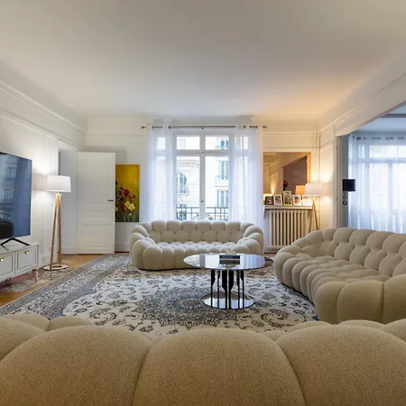 Elegant - Eiffel Tower *