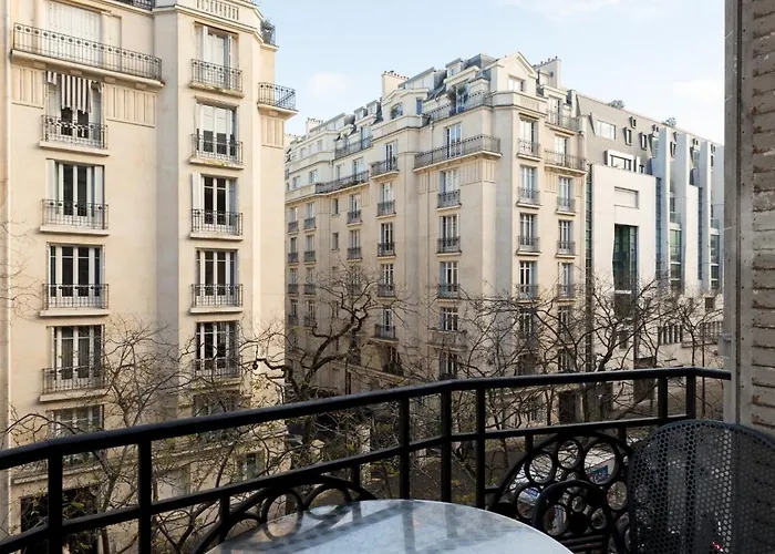 Elegant - Eiffel Tower Apartmán
